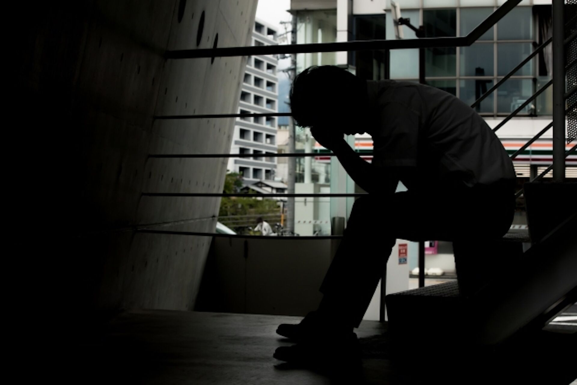 孤独な50代男性
